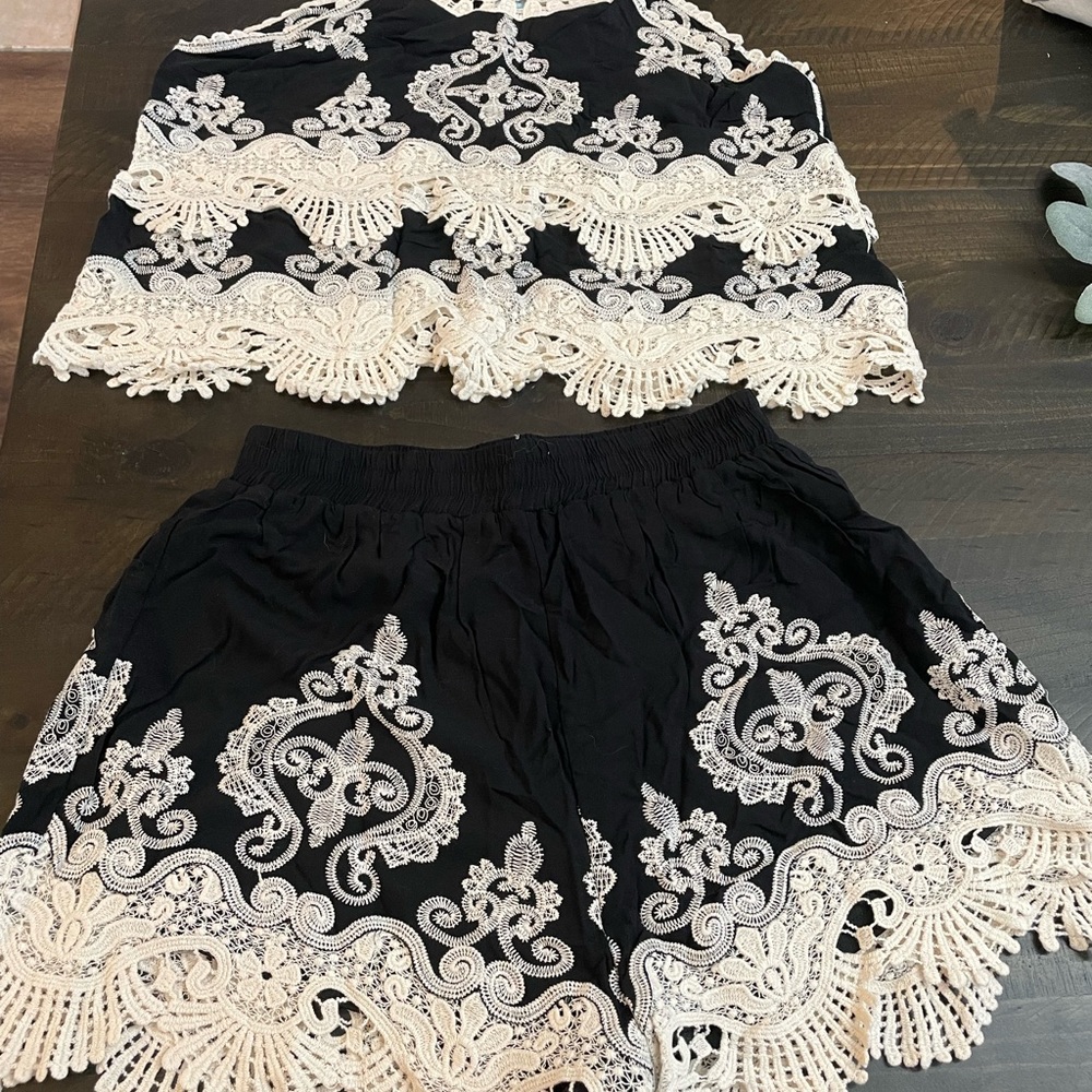 Crocheted Short set